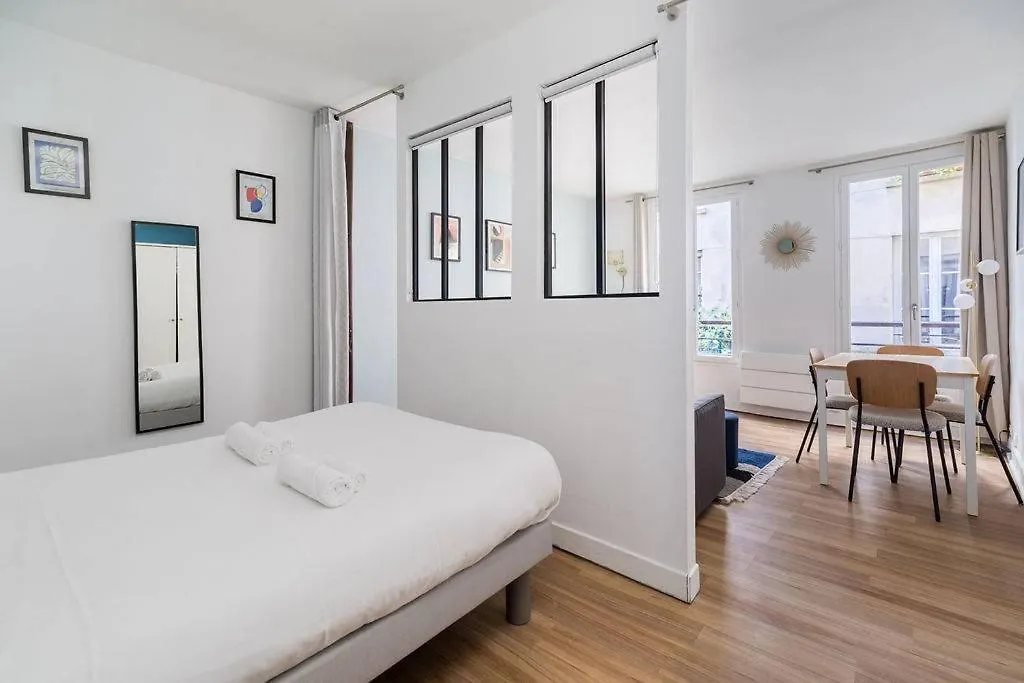 Greneta - Spacious Flat Montorgueuil 4Pax 파리 아파트